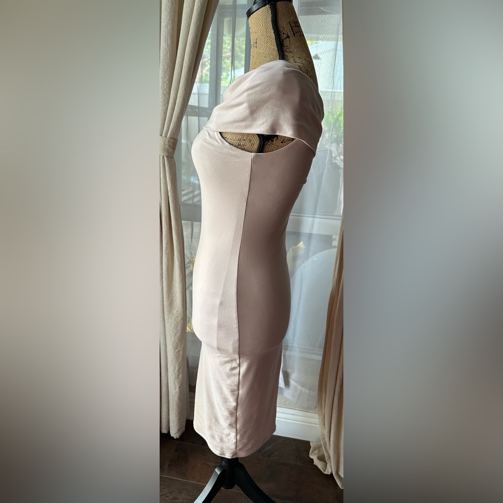 Blanc Bodycon Off The Shoulder Midi Dress - Picture 3 of 8